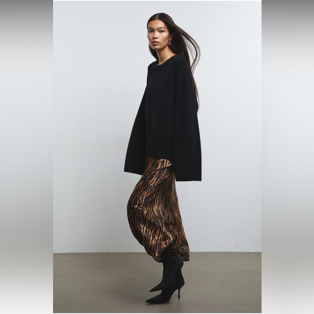 H&M Animal Print Maxi Skirt - Black and Tan